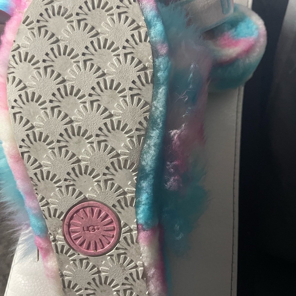 Ugg Slides - image 3